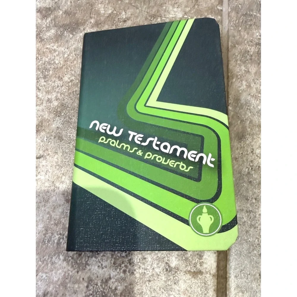 Vintage‎ New Testament Psalms & Proverbs Pocket Bible - Green 80s Deco Cover
